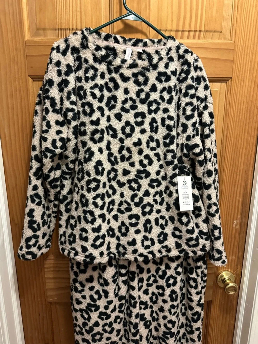 Plush Leopard Print Women's Pajama Set - Cream & Black - Picture 2 of 7